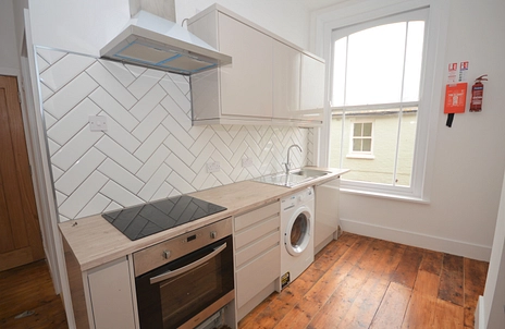 1 bedroom apartment to rent - Pier Street, Ventnor, PO38