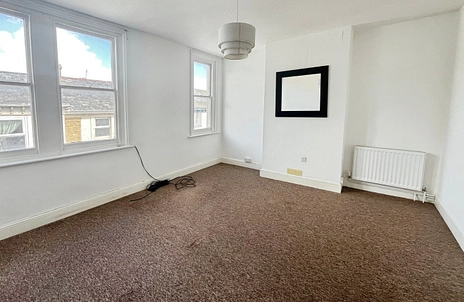 2 bedroom apartment to rent - High Street, Shanklin, PO37