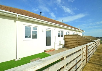 2 bedroom bungalow to rent - Fort Spinney Holiday, Yaverland Road, Sandown, PO36