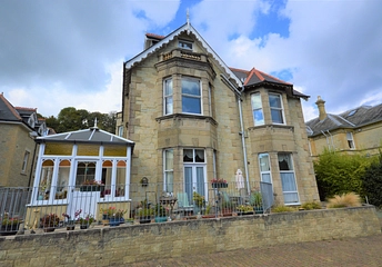 3 bedroom apartment to rent - Fernleigh Apartments, Park Avenue, Ventnor, PO38