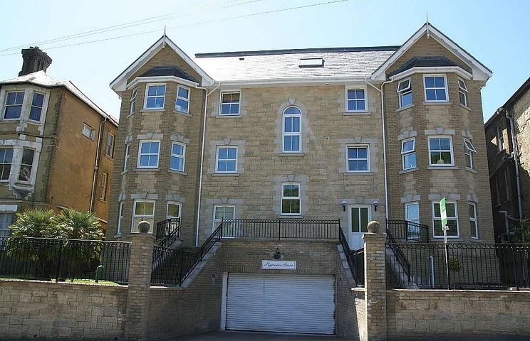 2 bedroom apartment to rent - Alpine Road, Ventnor, PO38