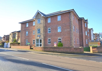 2 bedroom apartment to rent - Clarendon Apartments, 20 North Road, Shanklin, PO37