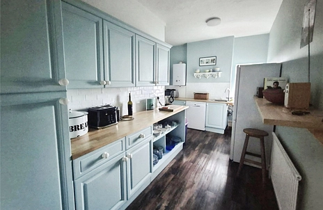 3 bedroom apartment to rent - Grove Road, Ventnor, Isle of Wight, PO38