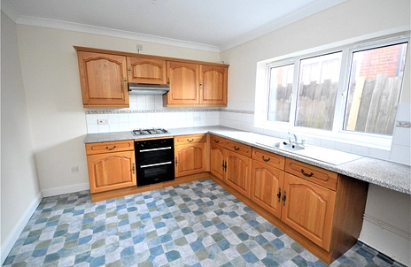 2 bedroom maisonette to rent - Woodside Apartments, Victoria Road, Sandown, PO36