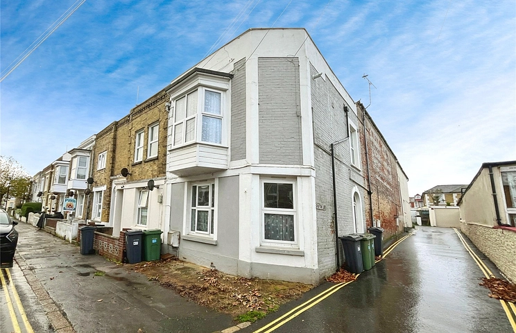 2 bedroom apartment to rent - Fitzroy Street, Sandown, Isle of Wight, PO36