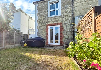 2 bedroom house to rent - Leeson Road, Ventnor, Isle of Wight, PO38