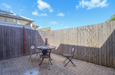 2 bedroom house for sale - George Street, Sandown, Isle of Wight, PO36