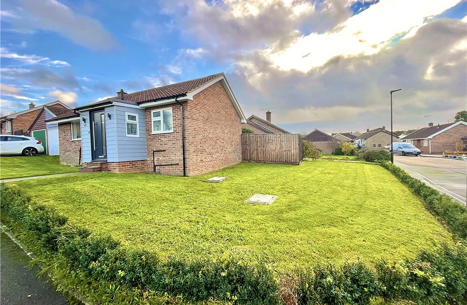 1 bedroom bungalow for sale - Merrie Gardens, Sandown, Isle of Wight, PO36