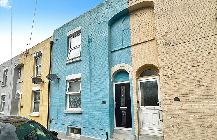 3 bedroom house for sale - Station Road, Sandown, Isle of Wight, PO36