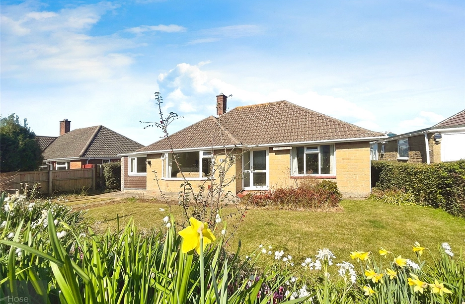 3 bedroom bungalow for sale - Forest Road, Winford, Sandown, Isle of Wight, PO36