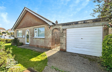 2 bedroom bungalow for sale - Whites Mead, Sandown, Isle of Wight, PO36