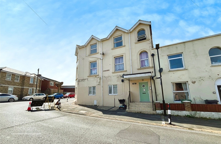 2 bedroom apartment for sale - Fitzroy Street, Sandown, Isle of Wight, PO36