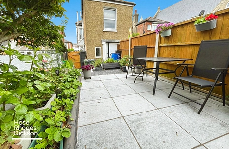 2 bedroom maisonette for sale - Station Avenue, Sandown, Isle of Wight, PO36