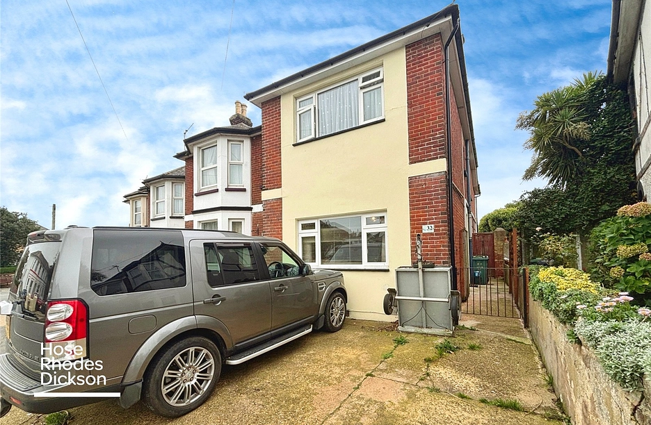 3 bedroom house for sale - Leed Street, Sandown, Isle of Wight, PO36