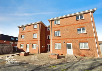 2 bedroom apartment for sale - East Yar Road, Sandown, Isle of Wight, PO36