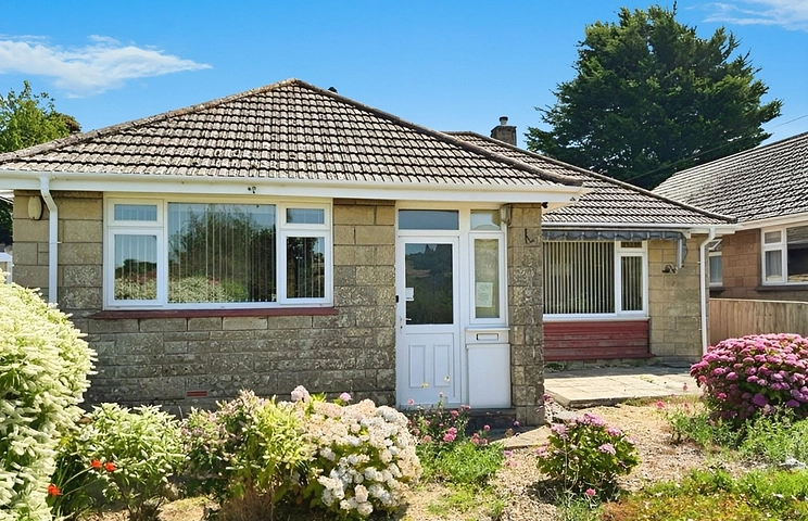 2 bedroom bungalow for sale - St. Johns Road, Wroxall, Ventnor, PO38