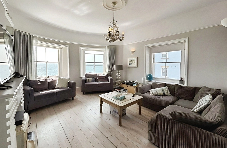 3 bedroom apartment for sale - Esplanade Road, Ventnor, Isle of Wight, PO38