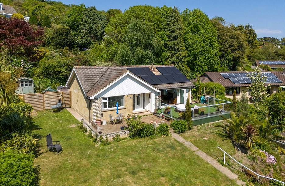 2 bedroom bungalow for sale - Inglewood Park, St Lawrence, Isle of Wight, PO38