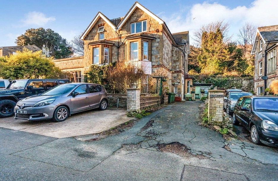 3 bedroom apartment for sale - Spring Gardens, Ventnor, Isle of Wight, PO38