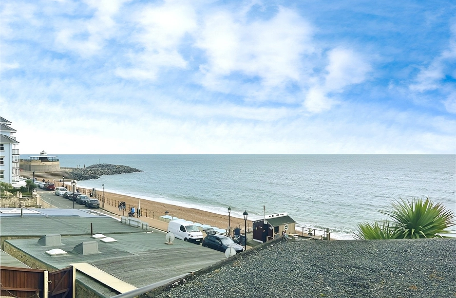 3 bedroom apartment for sale - Esplanade, Ventnor, Isle of Wight, PO38