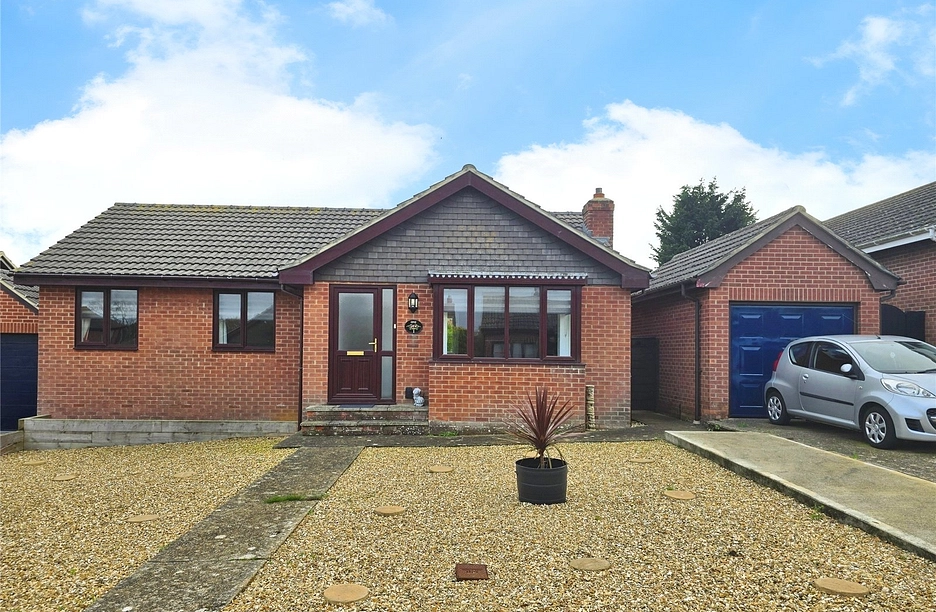 3 bedroom bungalow for sale - Makings Close, Freshwater, Isle of Wight, PO40
