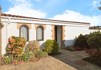 2 bedroom bungalow for sale - The Vineyard, Bouldnor, Yarmouth, Isle of Wight, PO41