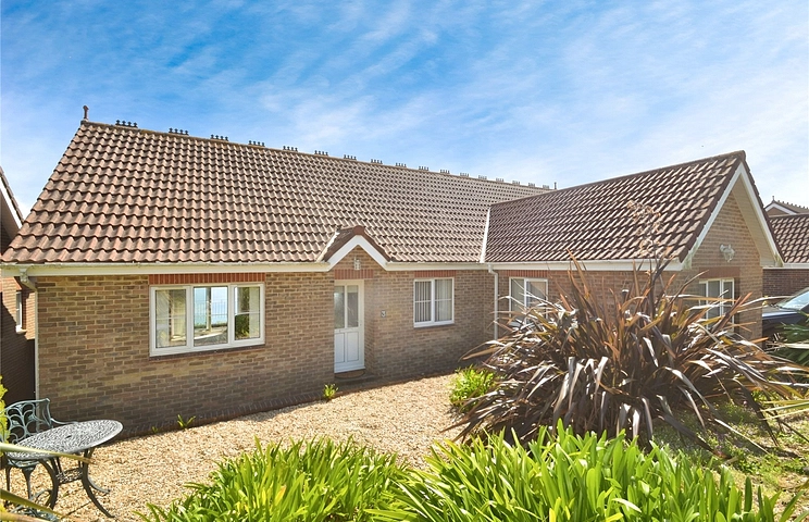 3 bedroom bungalow for sale - Foxhills, Ventnor, Isle of Wight, PO38