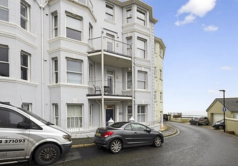 3 bedroom apartment for sale - Hambrough Road, Ventnor, Isle of Wight, PO38
