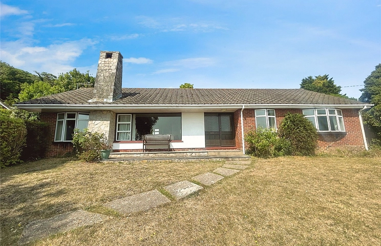 3 bedroom bungalow for sale - Undercliff Drive, St. Lawrence, Ventnor, Isle of Wight, PO38