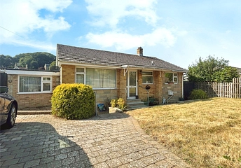 2 bedroom bungalow for sale - Greenlydd Close, Niton, Ventnor, Isle of Wight, PO38
