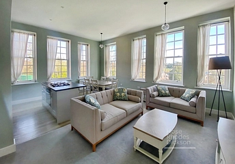 2 bedroom apartment for sale - Whitecroft Park, Newport, Isle of Wight, PO30