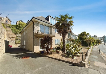 2 bedroom apartment for sale - Belgrave Road, Ventnor, Isle of Wight, PO38